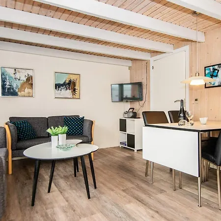Xcviii Holiday home Hemmet